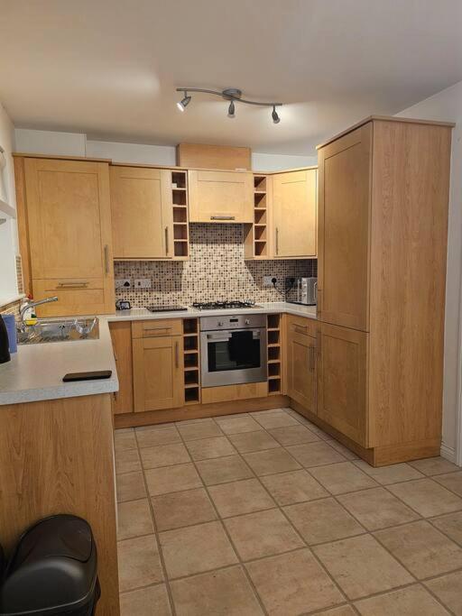 The Park View, 2 Bedroom House Kirkcaldy Exterior photo